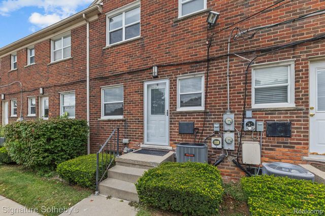 3222 Coolidge Highway, Royal Oak, MI 48073