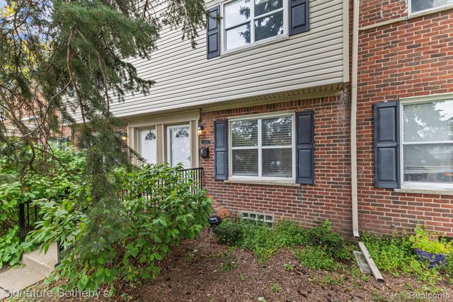 3222 Coolidge Highway, Royal Oak, MI 48073