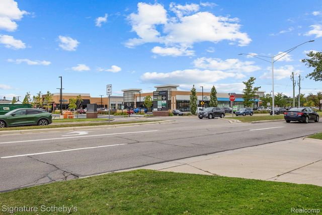 3222 Coolidge Highway, Royal Oak, MI 48073