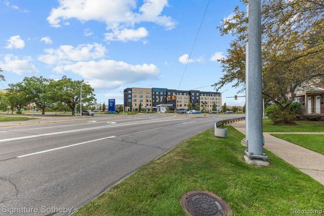 3222 Coolidge Highway, Royal Oak, MI 48073