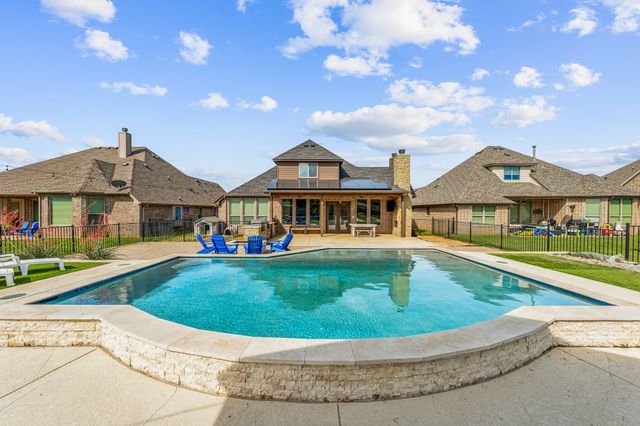 337 Paddle Boat Drive, Granbury, TX 76049