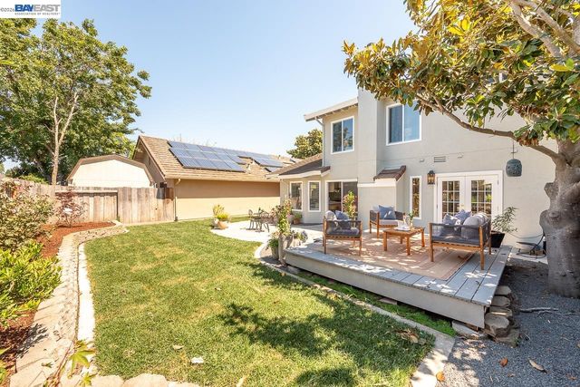 32767 Hilmar St, Union City, CA 94587