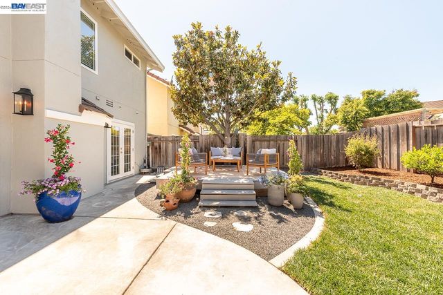 32767 Hilmar St, Union City, CA 94587