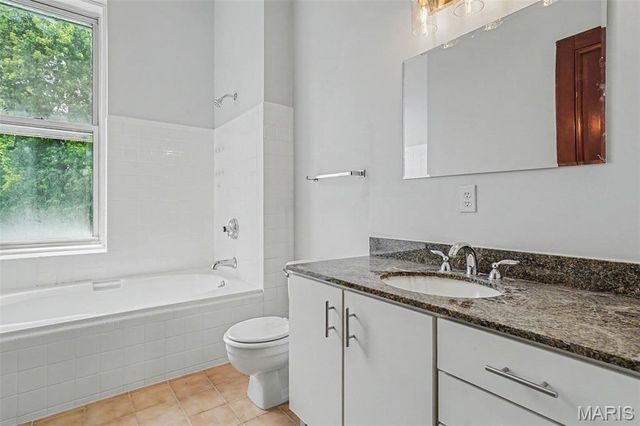 3136 Lafayette Avenue, St Louis, MO 63104