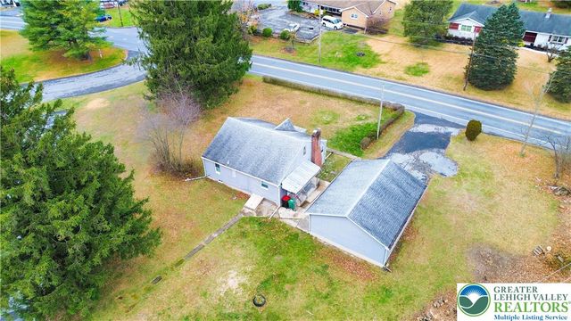 17 Mahoning Drive East, Lehighton Boro, PA 18235