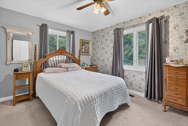 4484 Stacy Court, Vienna Charter Township, MI 48420