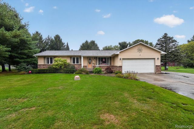 4484 Stacy Court, Vienna Charter Township, MI 48420