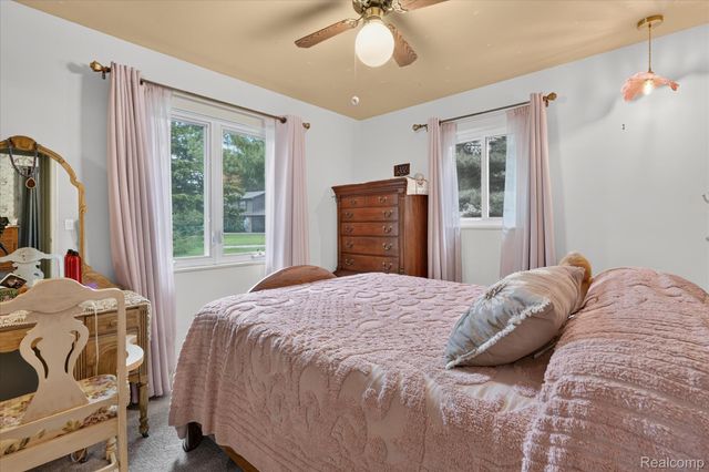 4484 Stacy Court, Vienna Charter Township, MI 48420