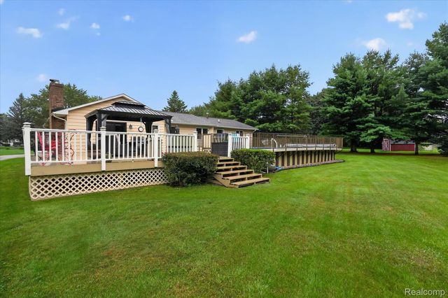 4484 Stacy Court, Vienna Charter Township, MI 48420