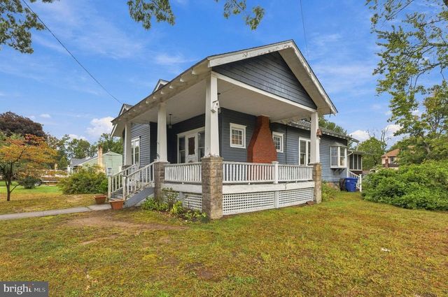 201 W FRANKLIN AVE, Edgewater Park, NJ 08010