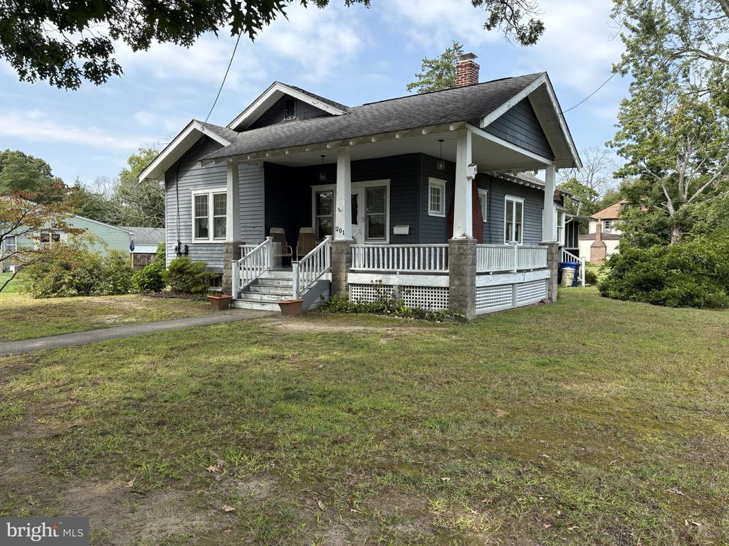 201 W FRANKLIN AVE, EDGEWATER PARK, NJ 08010 — photo 2