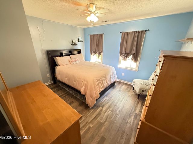 103 Ridgecrest Drive, Mount Olive, NC 28365