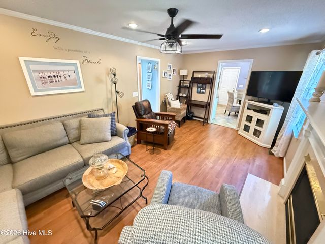 103 Ridgecrest Drive, Mount Olive, NC 28365