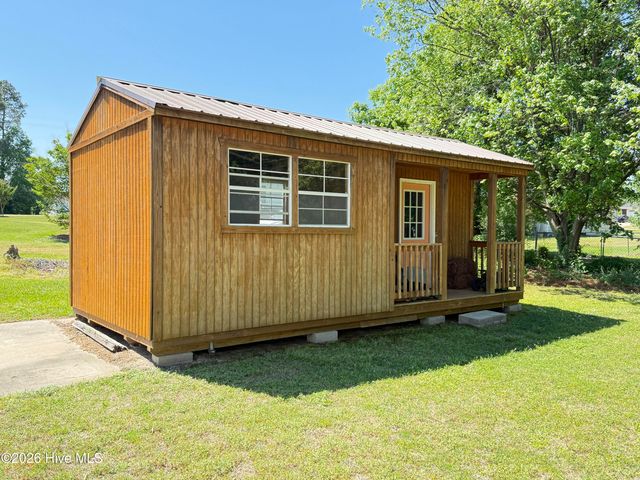 103 Ridgecrest Drive, Mount Olive, NC 28365
