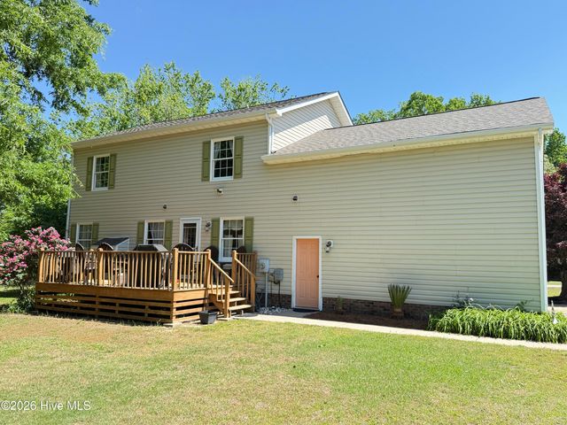 103 Ridgecrest Drive, Mount Olive, NC 28365