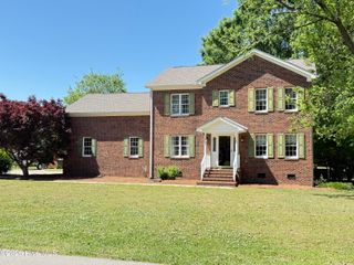 103 Ridgecrest Drive, Mount Olive, NC 28365