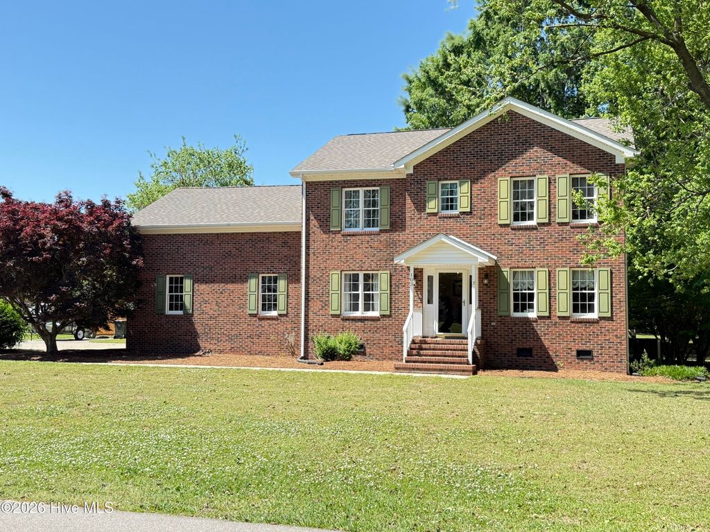103 Ridgecrest Drive, Mount Olive, NC 28365