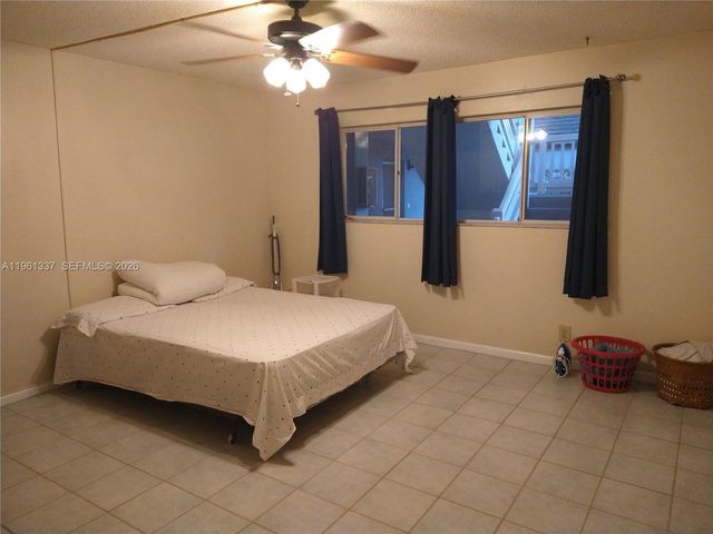 7554 Stirling Road 105, Davie, FL 33024