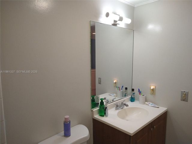 7554 Stirling Road 105, Davie, FL 33024