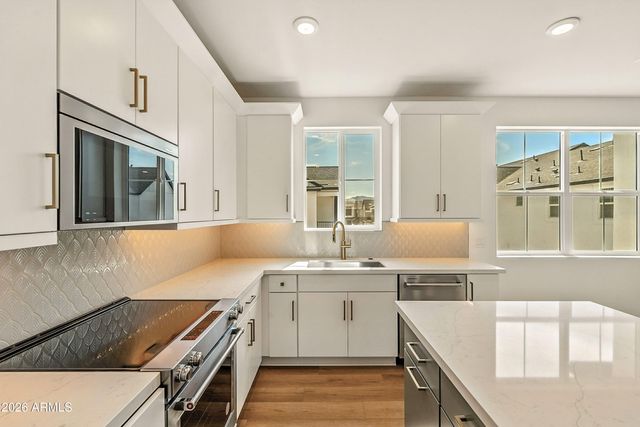 11300 N CASA DEGA Drive 1083, Surprise, AZ 85388