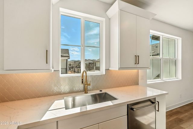 11300 N CASA DEGA Drive 1083, Surprise, AZ 85388