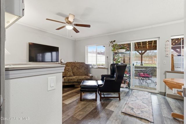 858 E Maple PL, Hayden, ID 83835