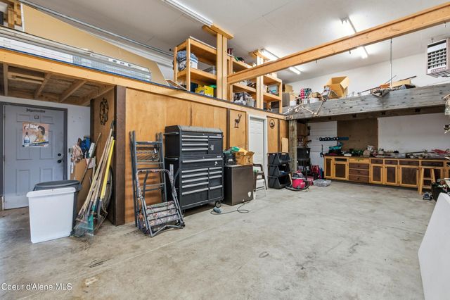 858 E Maple PL, Hayden, ID 83835