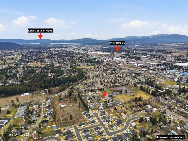 858 E Maple PL, Hayden, ID 83835