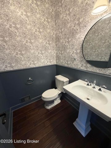 9103 Kingdom Way, Louisville, KY 40291