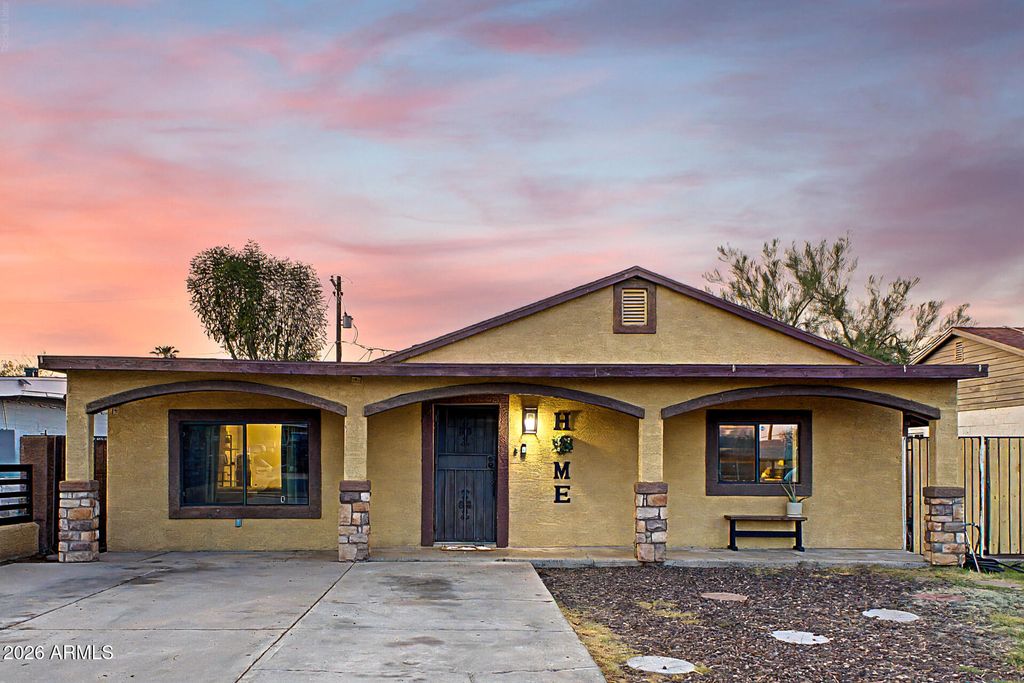 3044 W HOLLY Street, Phoenix, AZ 85009 — exterior