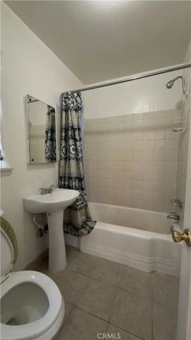 1352 W 60th, Los Angeles, CA 90044