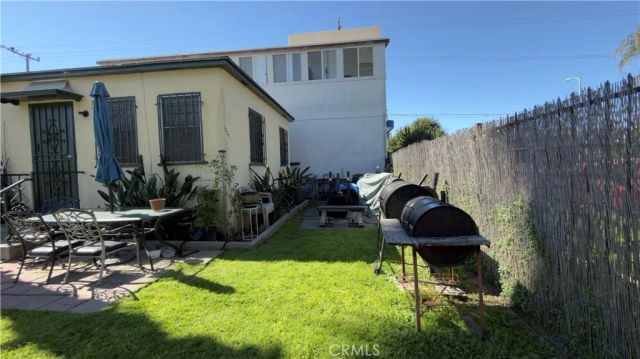 1352 W 60th, Los Angeles, CA 90044