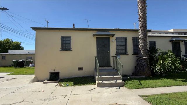 1352 W 60th, Los Angeles, CA 90044