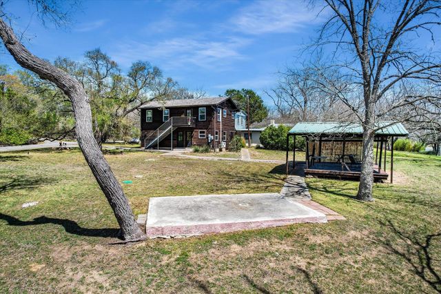 1600 Flite Acres RD, Wimberley, TX 78676