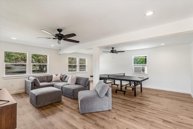 1600 Flite Acres RD, Wimberley, TX 78676