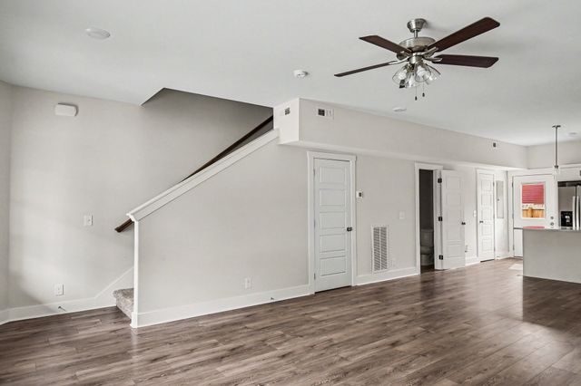109 B Adkins St, Clarksville, TN 37042