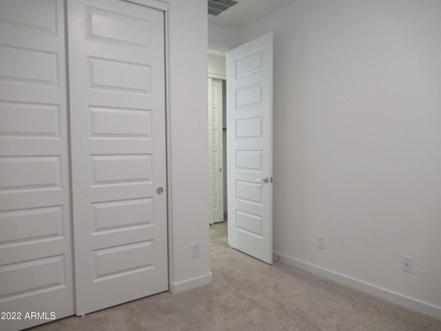 8911 W BETHANY HEIGHTS Drive, Glendale, AZ 85305