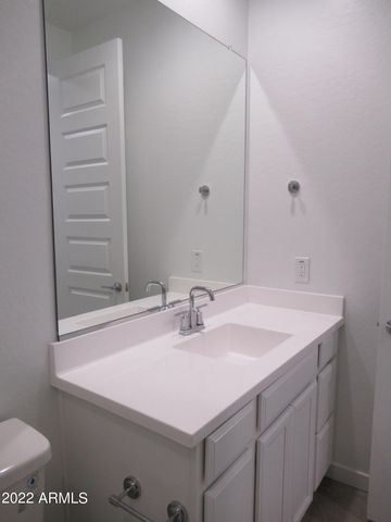 8911 W BETHANY HEIGHTS Drive, Glendale, AZ 85305