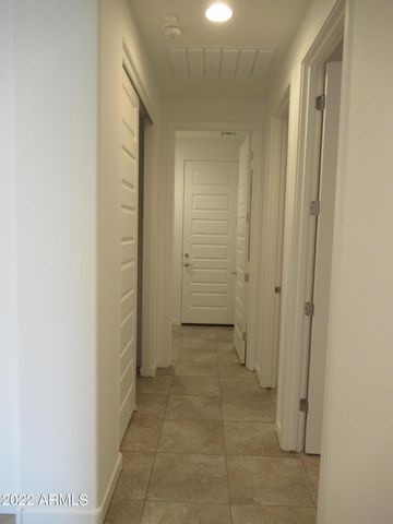 8911 W BETHANY HEIGHTS Drive, Glendale, AZ 85305