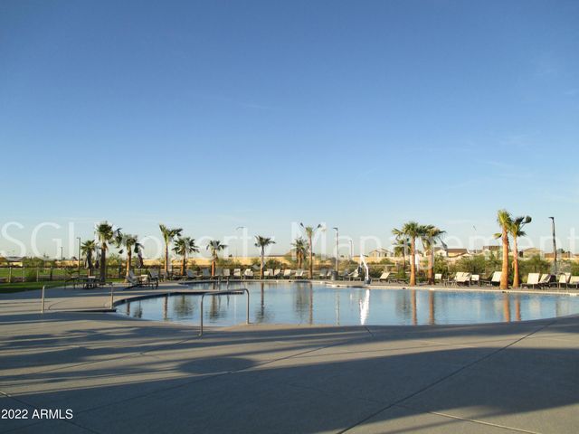 8911 W BETHANY HEIGHTS Drive, Glendale, AZ 85305