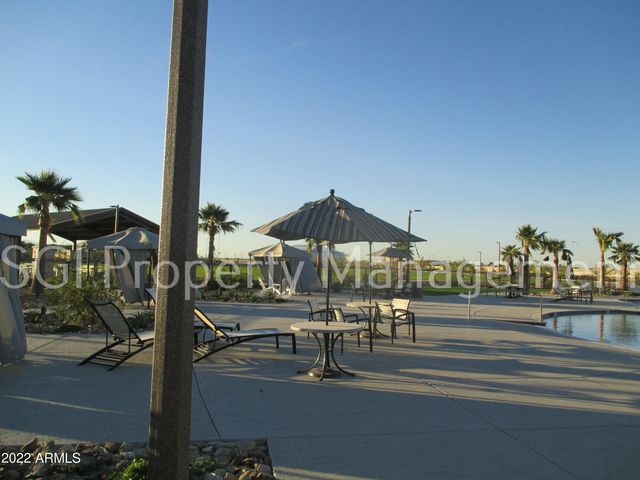 8911 W BETHANY HEIGHTS Drive, Glendale, AZ 85305
