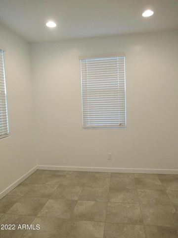 8911 W BETHANY HEIGHTS Drive, Glendale, AZ 85305