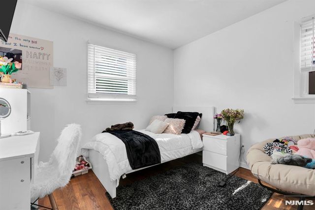 321 Farnham Avenue, Lodi, NJ 07644