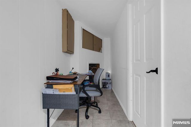 321 Farnham Avenue, Lodi, NJ 07644