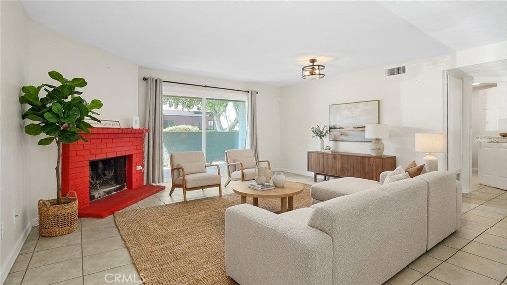 1040 E Washington 20, Escondido, CA 92025 — photo 4