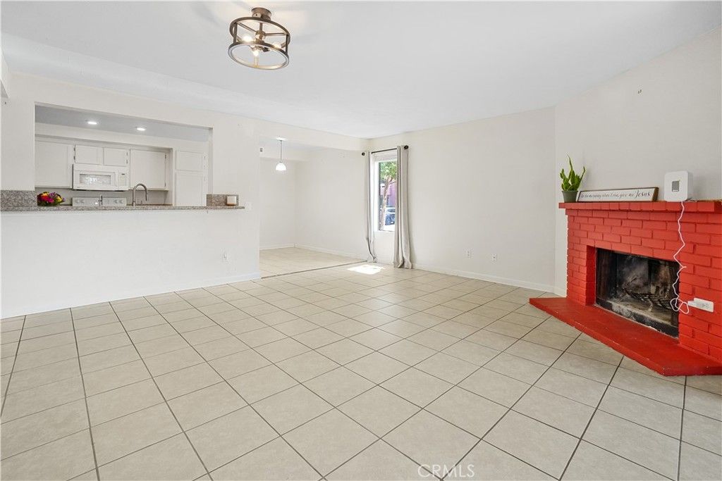 1040 E Washington 20, Escondido, CA 92025 — photo 5