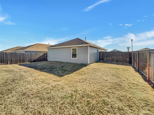 1804 Barrie Way, Crandall, TX 75114