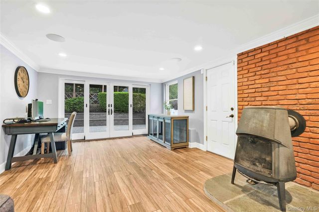 69 Bankside Drive, Centerport, NY 11721