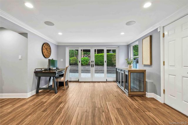 69 Bankside Drive, Centerport, NY 11721