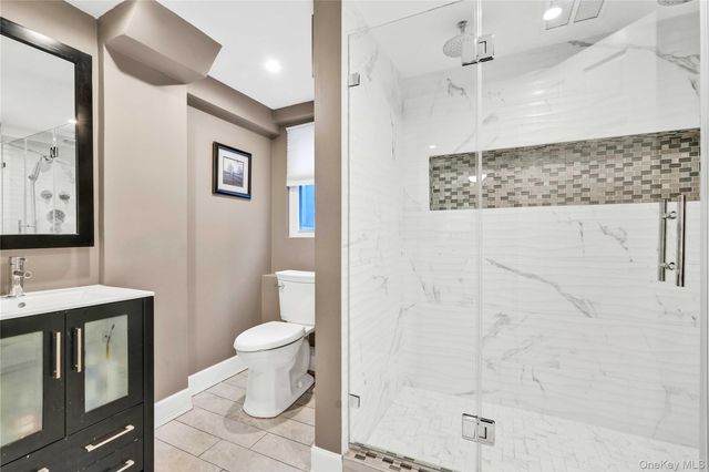 69 Bankside Drive, Centerport, NY 11721